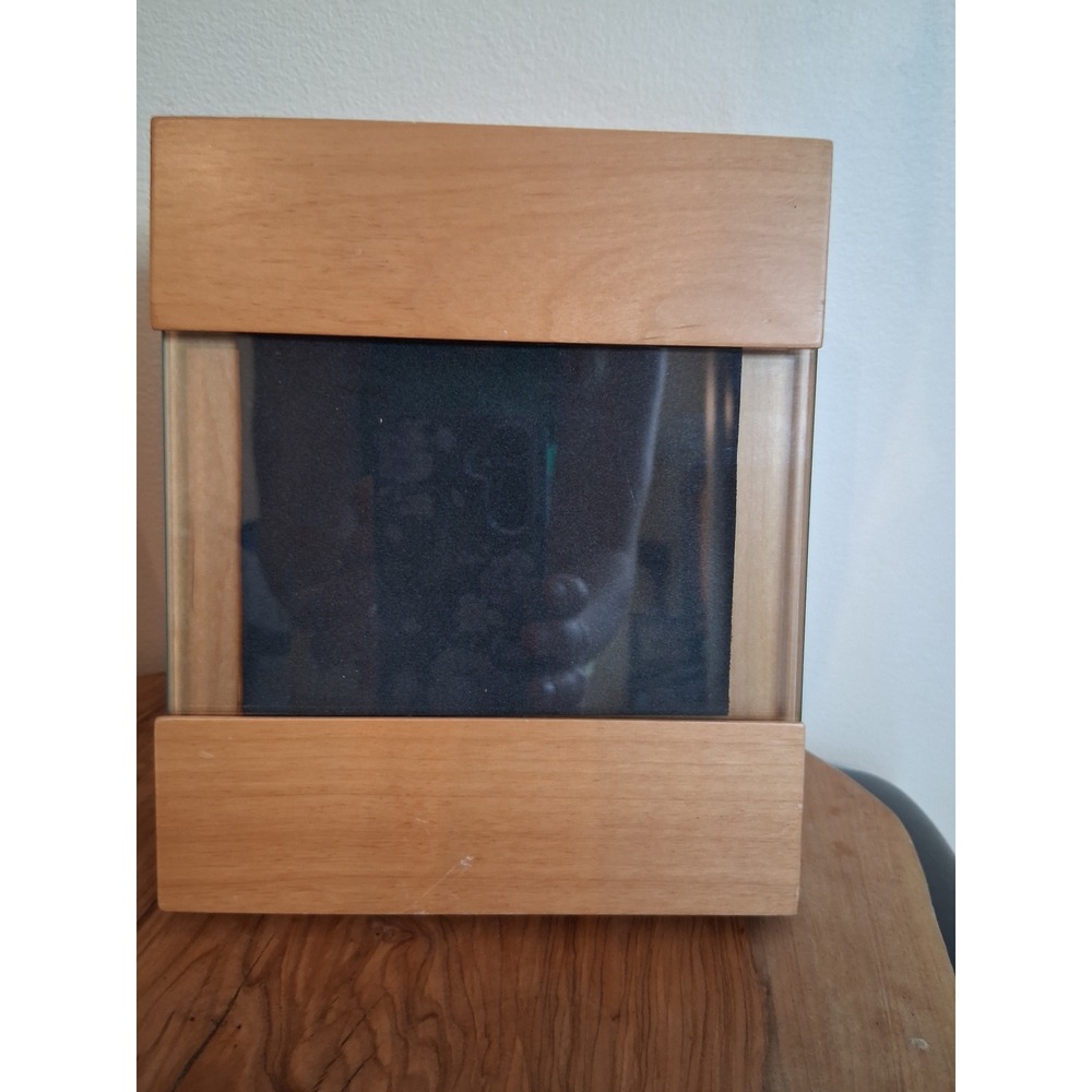 Umbra Flush 4x6 Natural Wood Picture Frame Paul Rowan Minimalist Modern